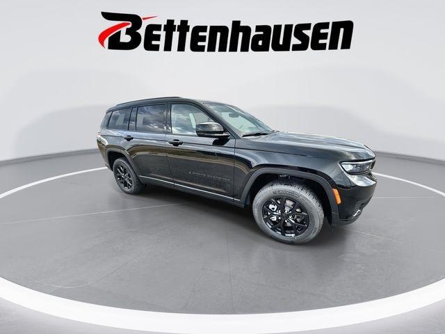 new 2024 Jeep Grand Cherokee L car, priced at $42,332