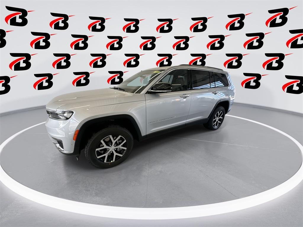 new 2025 Jeep Grand Cherokee L car, priced at $48,585