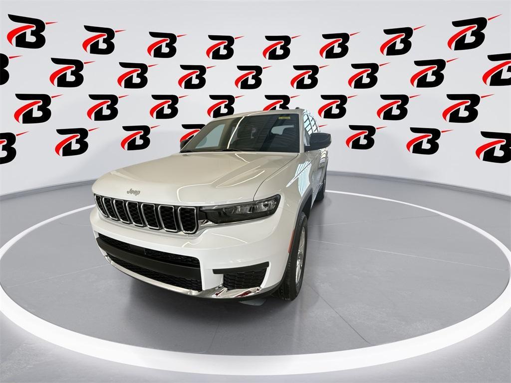 new 2025 Jeep Grand Cherokee L car, priced at $38,625