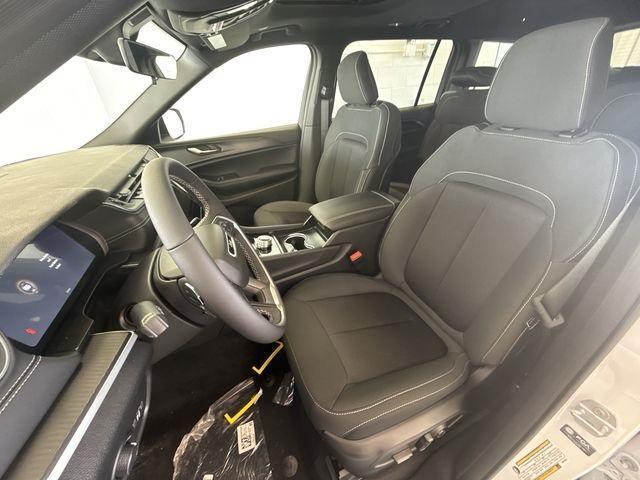 new 2025 Jeep Grand Cherokee L car, priced at $38,125