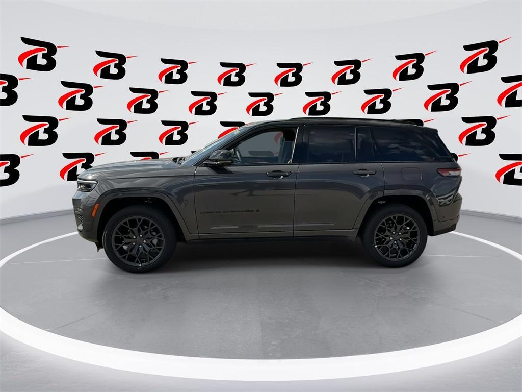 new 2025 Jeep Grand Cherokee car, priced at $60,053