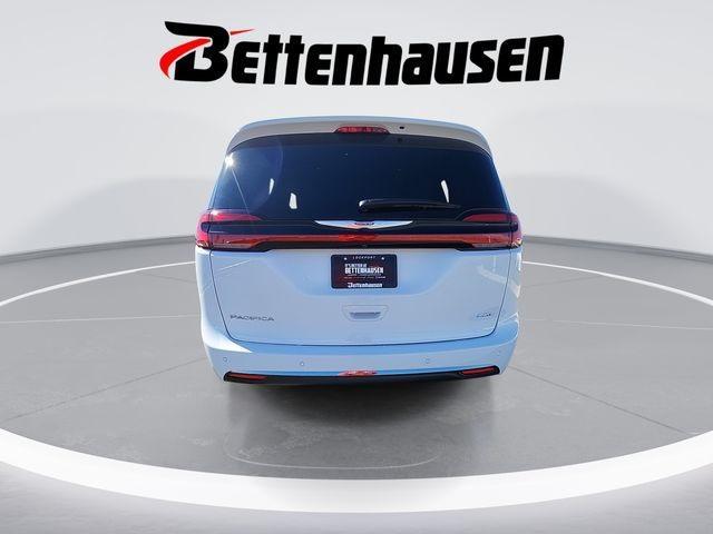 new 2025 Chrysler Pacifica car, priced at $44,907