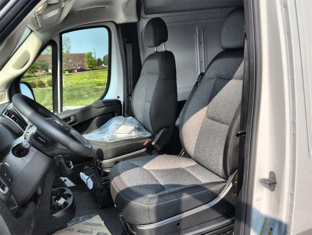 new 2025 Ram ProMaster 2500 car, priced at $48,631