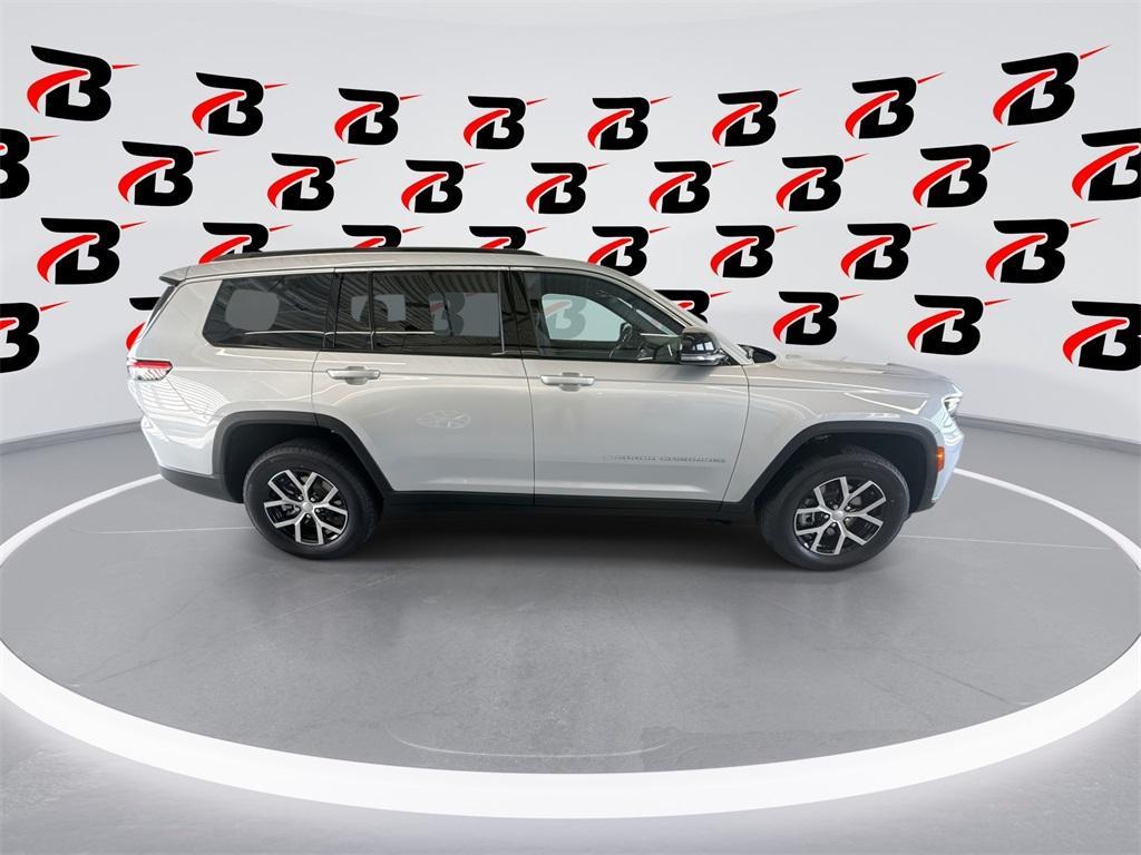 new 2025 Jeep Grand Cherokee L car, priced at $43,665