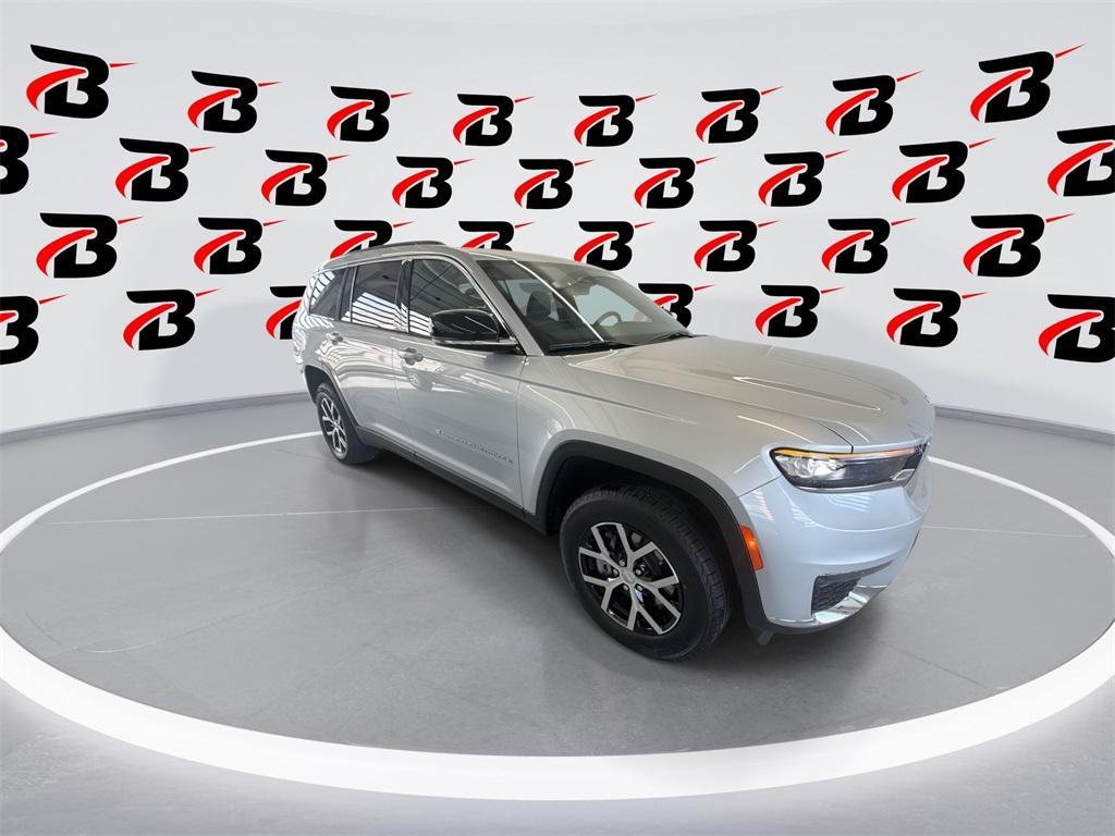new 2025 Jeep Grand Cherokee L car, priced at $43,665