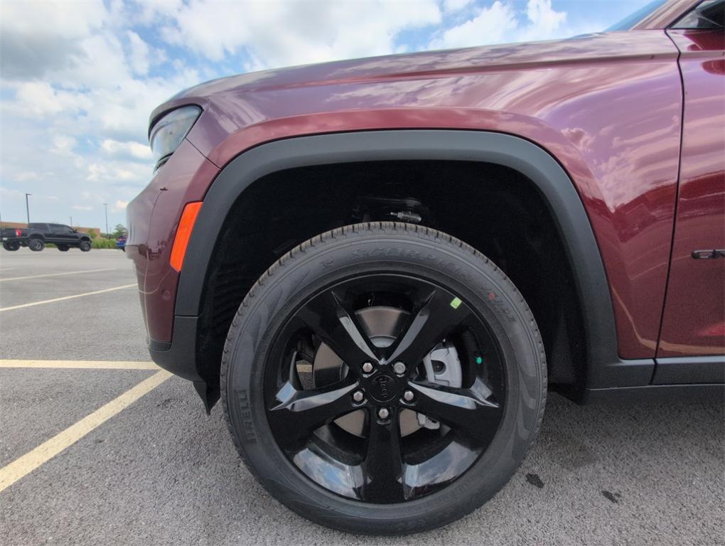 new 2025 Jeep Grand Cherokee L car, priced at $50,261