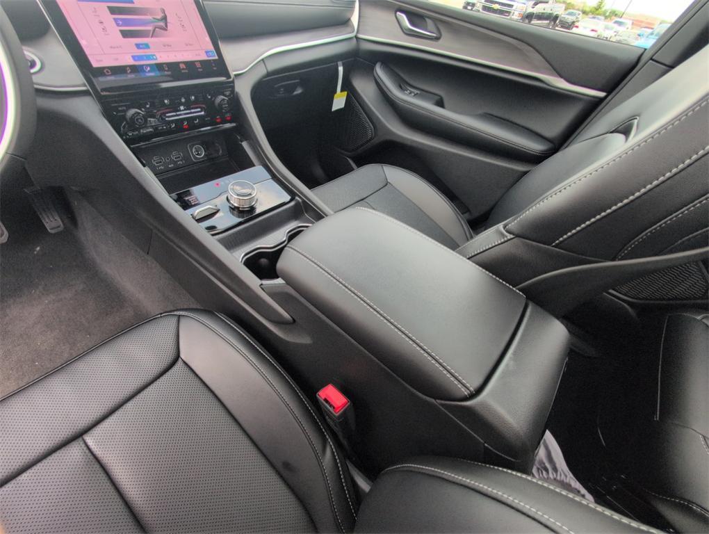 new 2025 Jeep Grand Cherokee L car, priced at $50,261