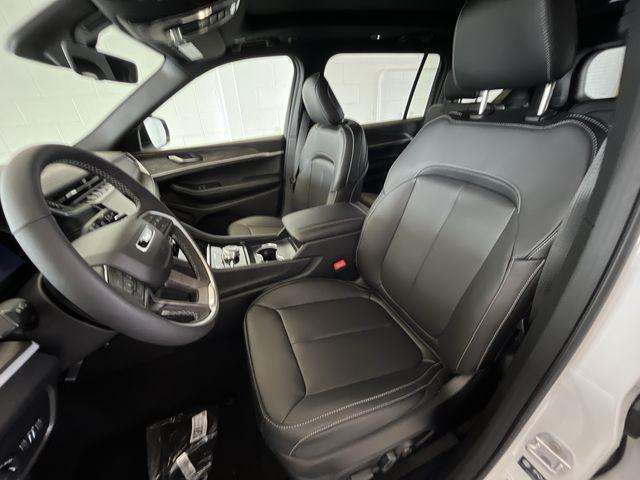 new 2025 Jeep Grand Cherokee L car, priced at $48,985