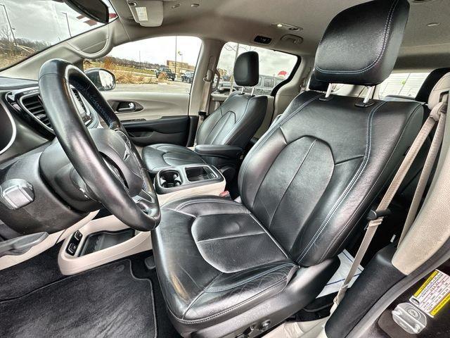 used 2021 Chrysler Pacifica car, priced at $22,500