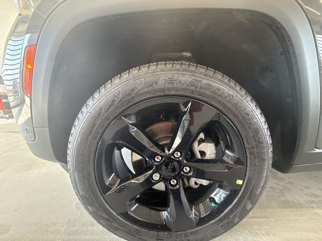 new 2025 Jeep Grand Cherokee car, priced at $48,460