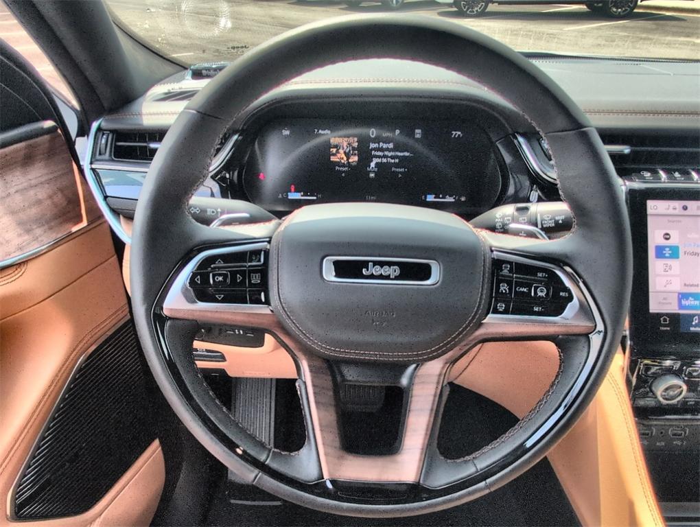 new 2025 Jeep Grand Cherokee car, priced at $59,535