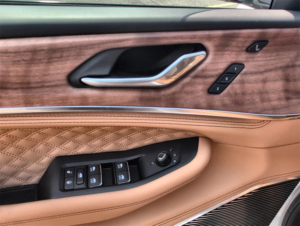 new 2025 Jeep Grand Cherokee car, priced at $59,535