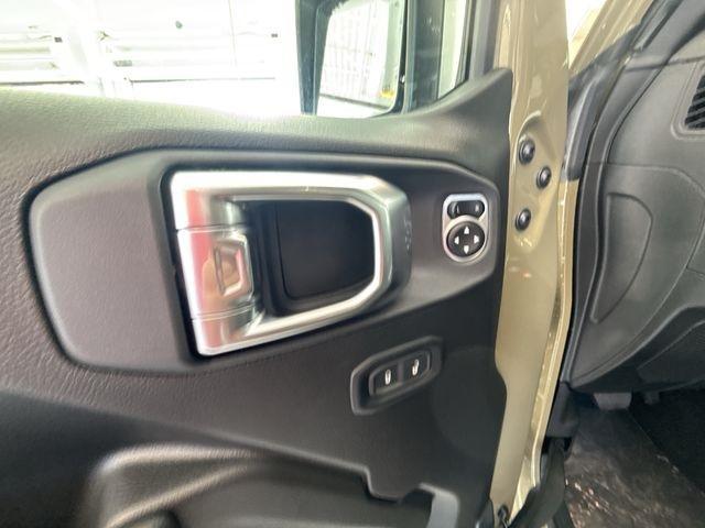new 2025 Jeep Wrangler car, priced at $51,607