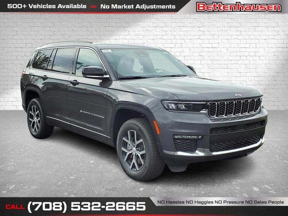 new 2024 Jeep Grand Cherokee L car, priced at $48,304