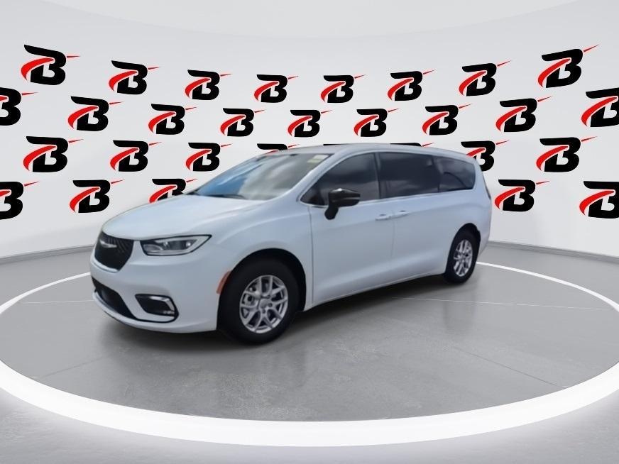 new 2026 Chrysler Pacifica car, priced at $40,105