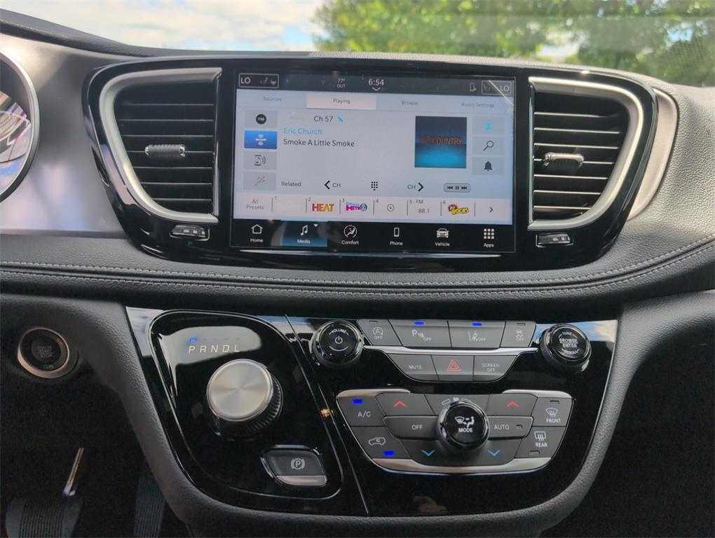 new 2026 Chrysler Pacifica car, priced at $40,105