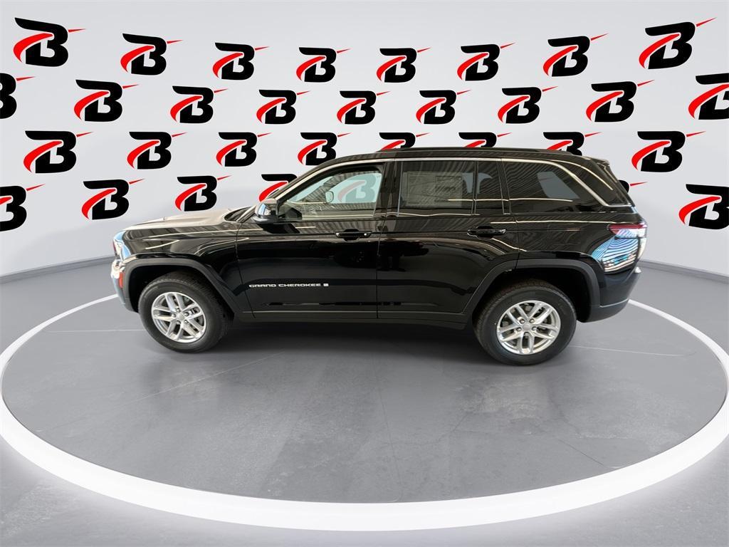 new 2025 Jeep Grand Cherokee car, priced at $37,963