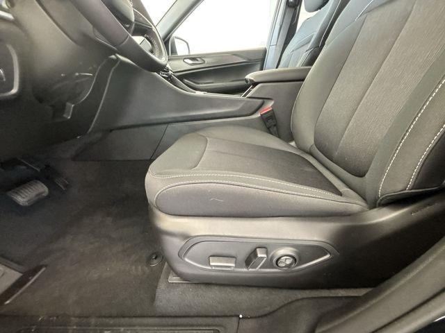 new 2025 Jeep Grand Cherokee car, priced at $35,375
