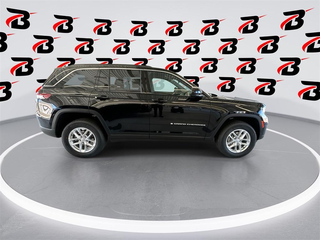 new 2025 Jeep Grand Cherokee car, priced at $37,963