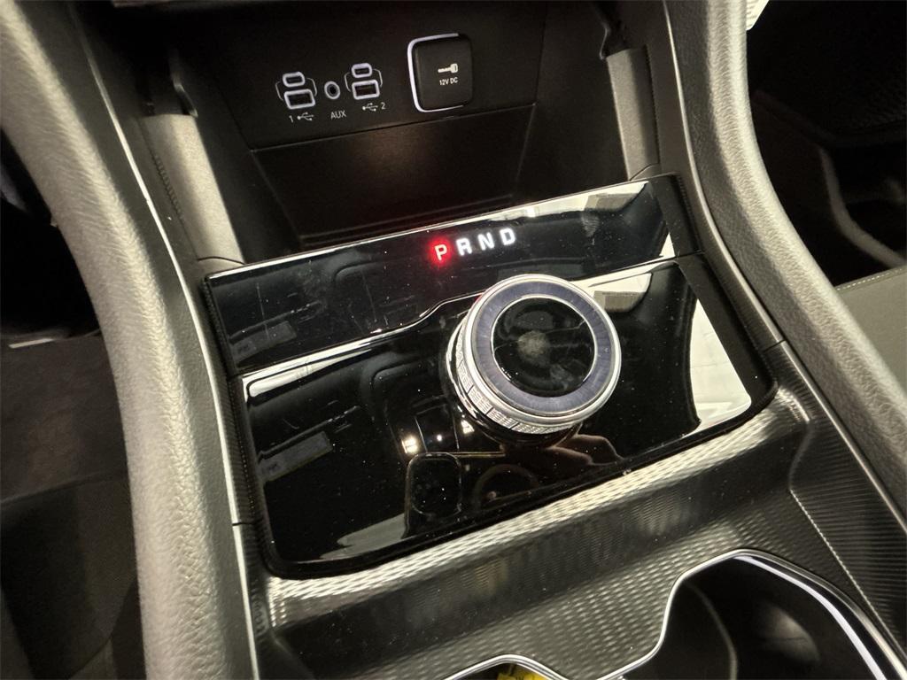 new 2025 Jeep Grand Cherokee car, priced at $37,963