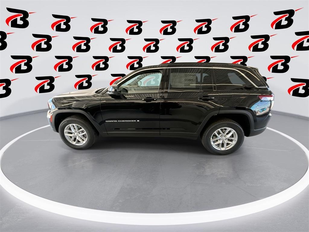 new 2025 Jeep Grand Cherokee car, priced at $35,375