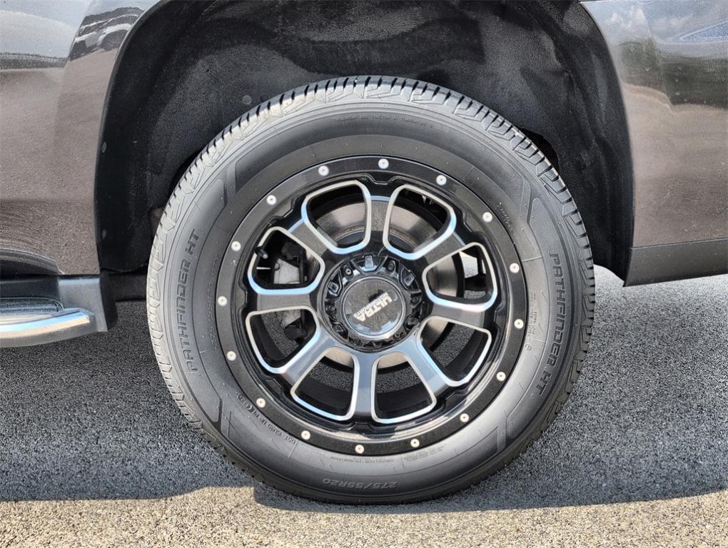 used 2018 GMC Yukon car, priced at $24,900