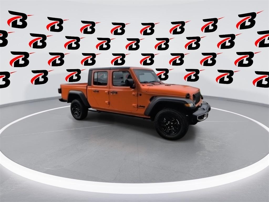 new 2025 Jeep Gladiator car, priced at $40,422