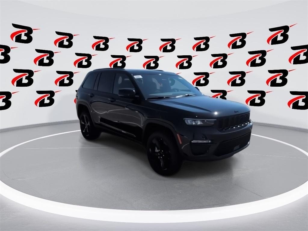 new 2025 Jeep Grand Cherokee car, priced at $44,479