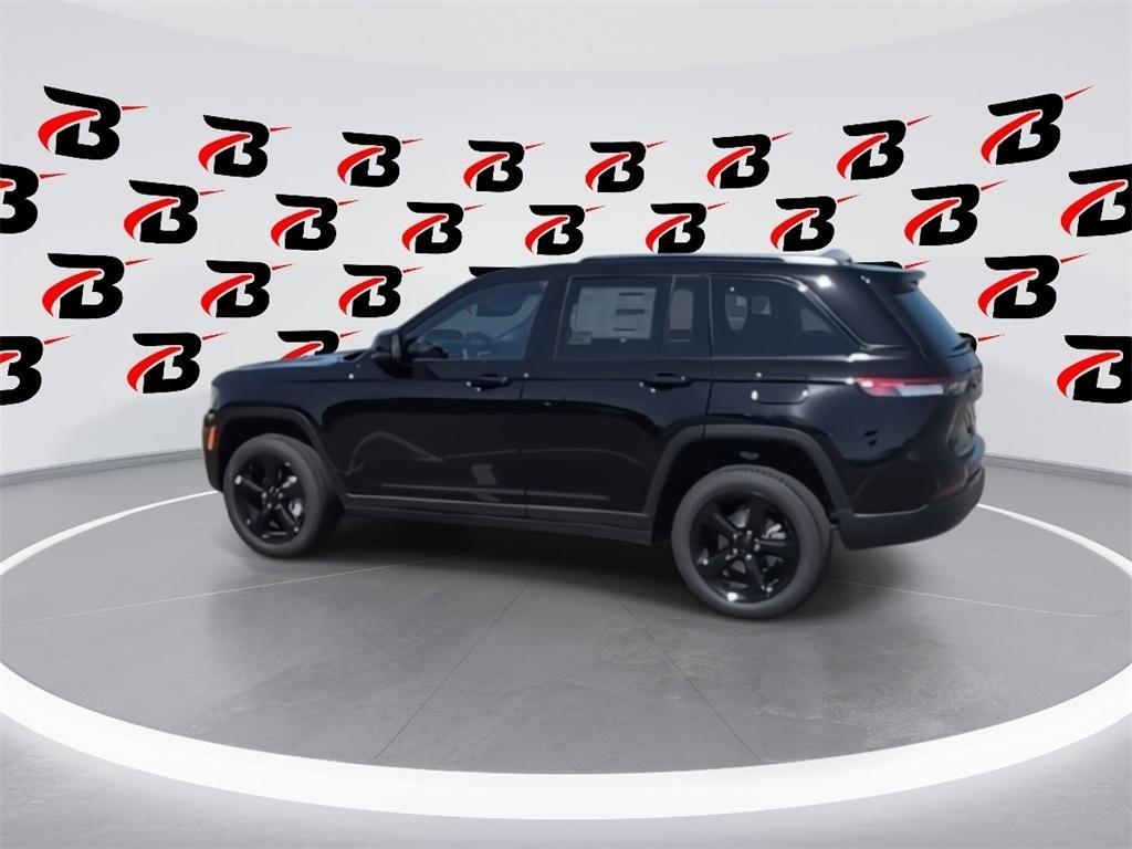 new 2025 Jeep Grand Cherokee car, priced at $44,479