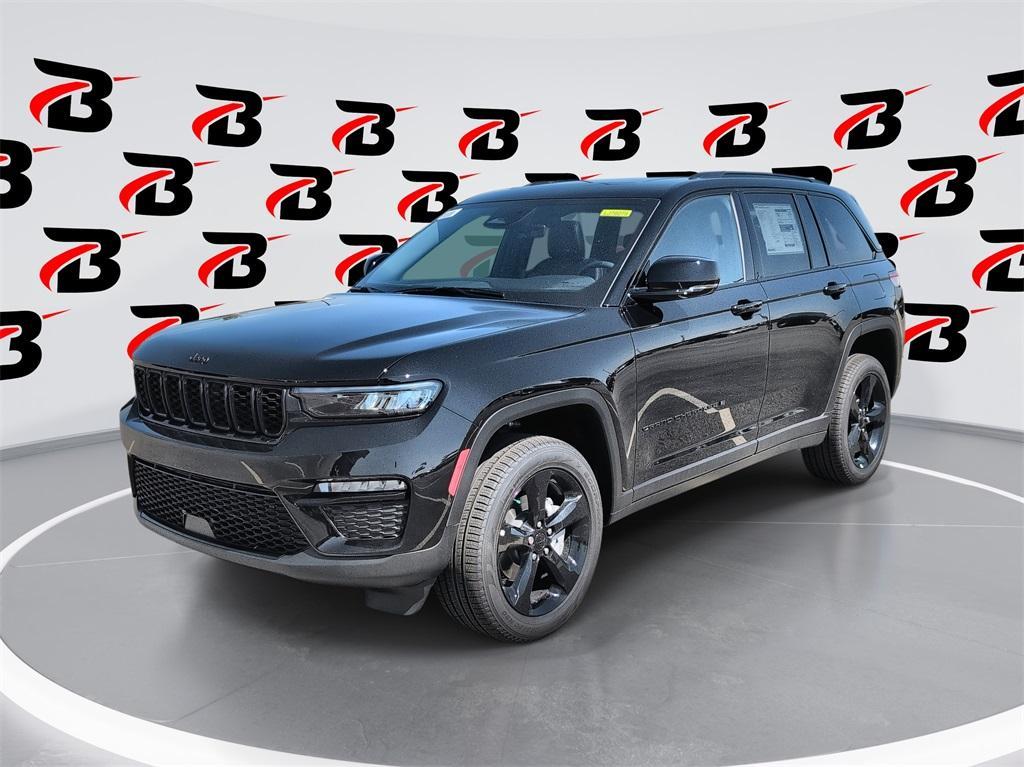 new 2025 Jeep Grand Cherokee car, priced at $46,479