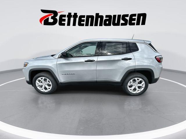 new 2024 Jeep Compass car, priced at $24,999