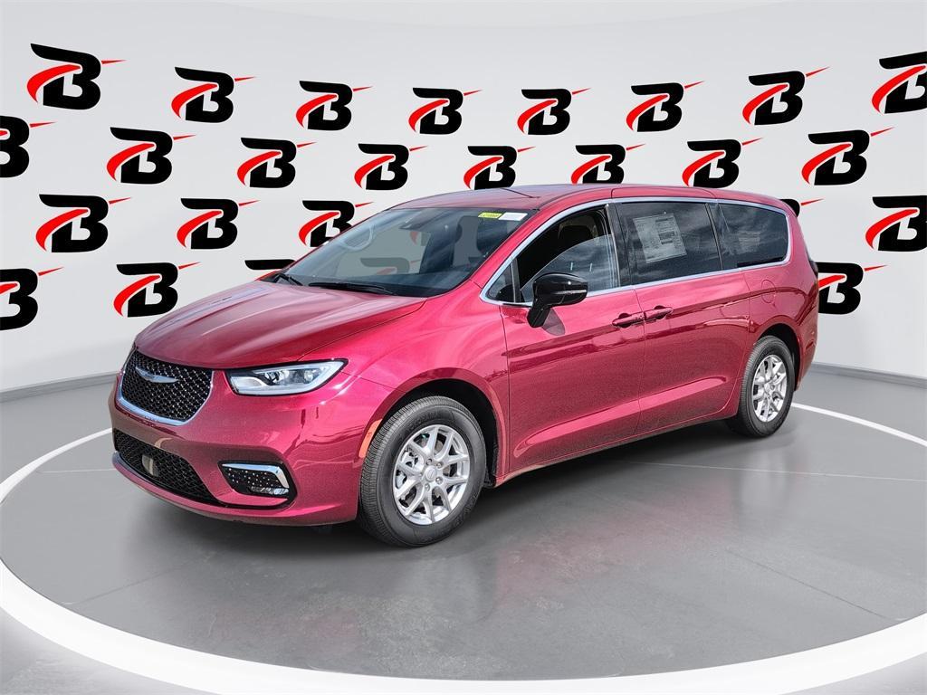 new 2026 Chrysler Pacifica car, priced at $39,286