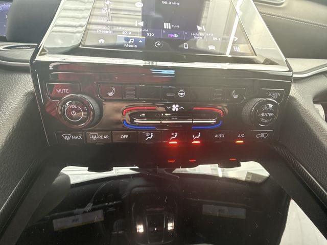 new 2025 Jeep Grand Cherokee car, priced at $39,530