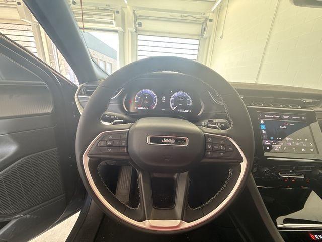 new 2025 Jeep Grand Cherokee car, priced at $39,530