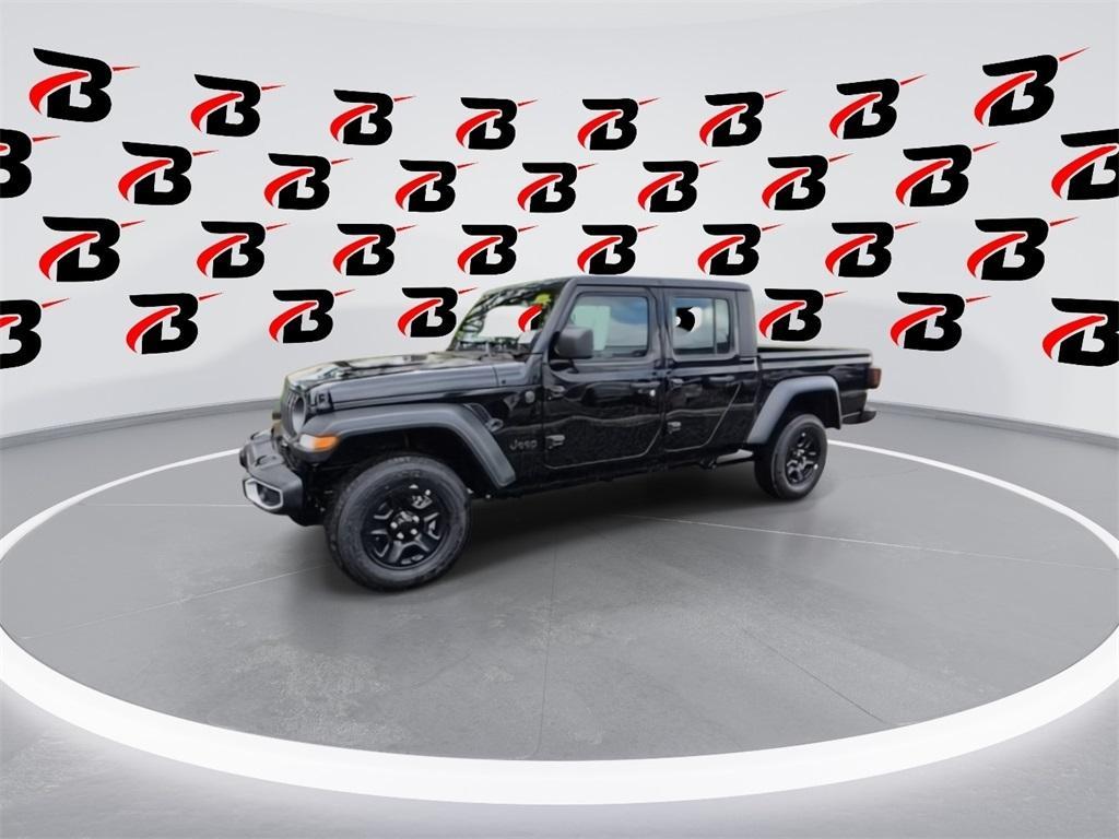 new 2025 Jeep Gladiator car, priced at $40,122