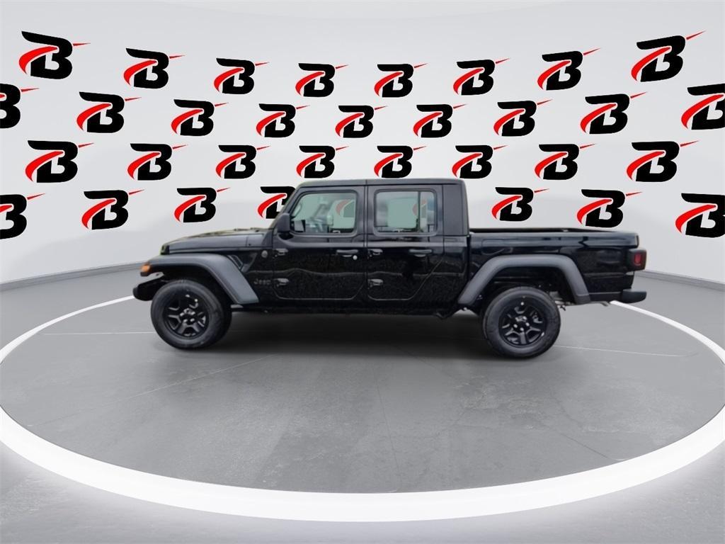 new 2025 Jeep Gladiator car, priced at $40,122
