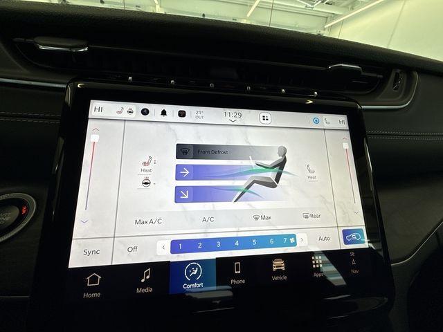 new 2025 Jeep Grand Cherokee car, priced at $44,940