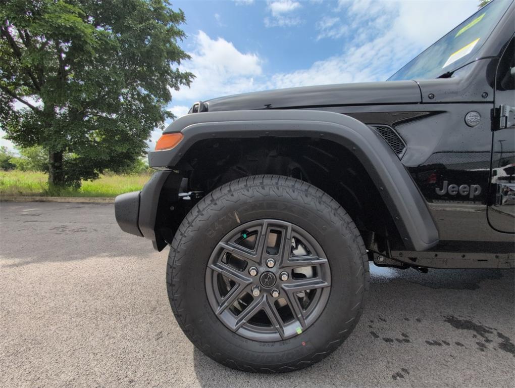 new 2025 Jeep Wrangler car, priced at $39,246