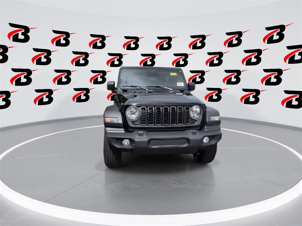 new 2025 Jeep Wrangler car, priced at $39,246