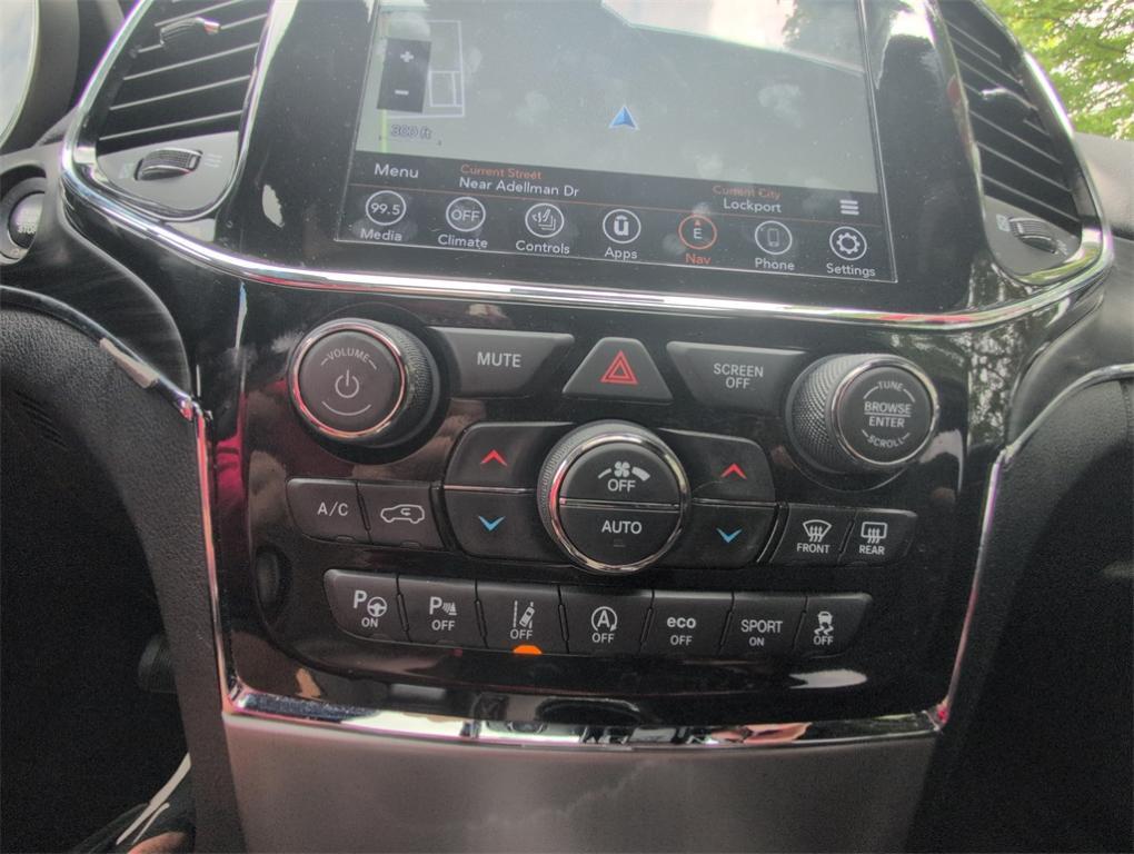 used 2021 Jeep Grand Cherokee car, priced at $28,999