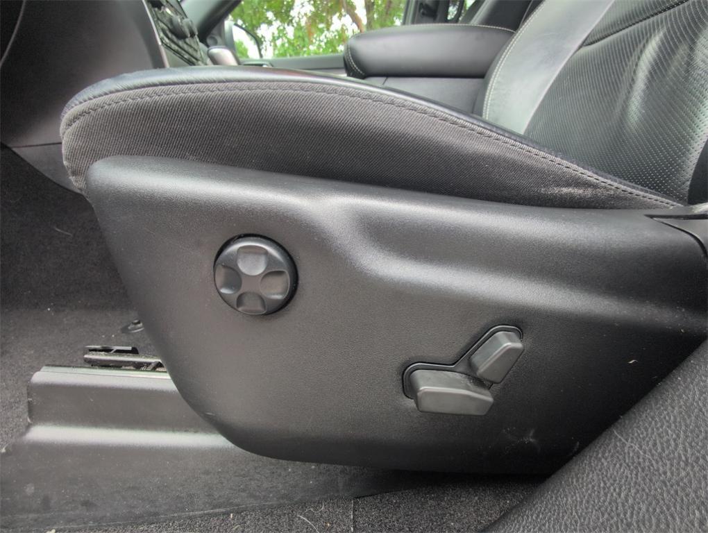 used 2021 Jeep Grand Cherokee car, priced at $28,999
