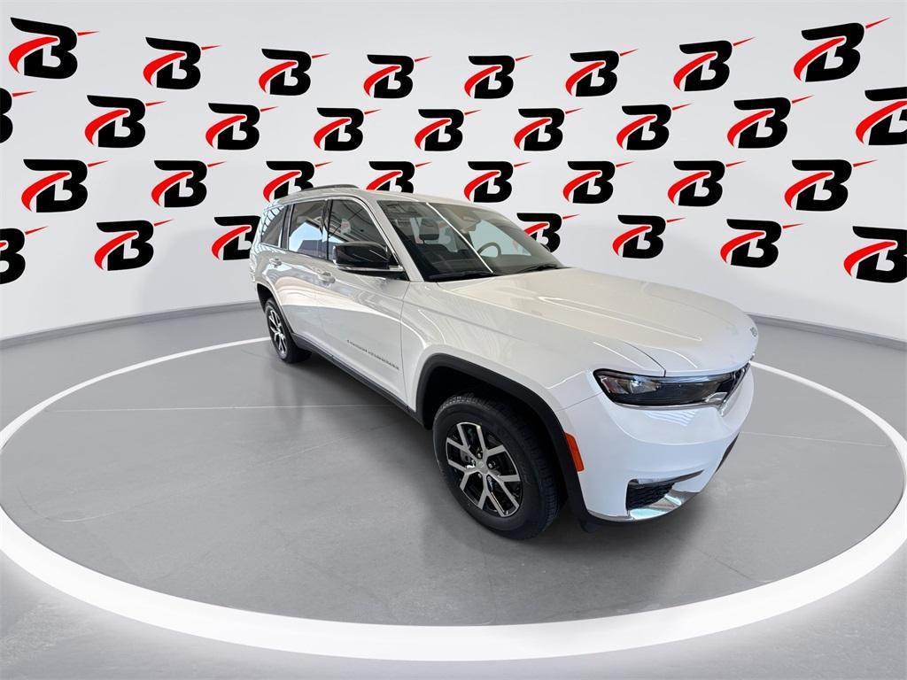 new 2025 Jeep Grand Cherokee L car, priced at $44,994