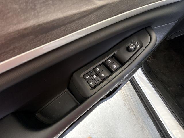 new 2025 Jeep Grand Cherokee L car, priced at $44,315