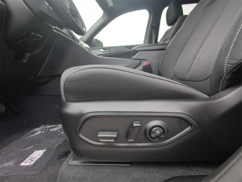new 2025 Jeep Grand Cherokee car, priced at $35,766