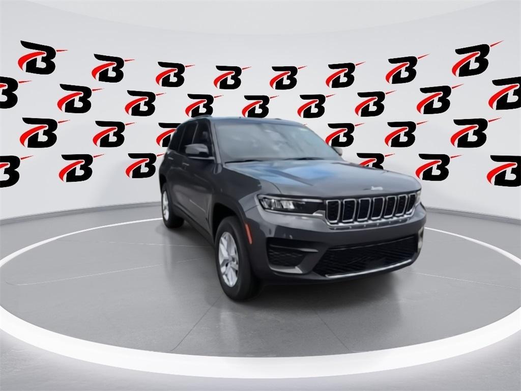 new 2025 Jeep Grand Cherokee car, priced at $35,766