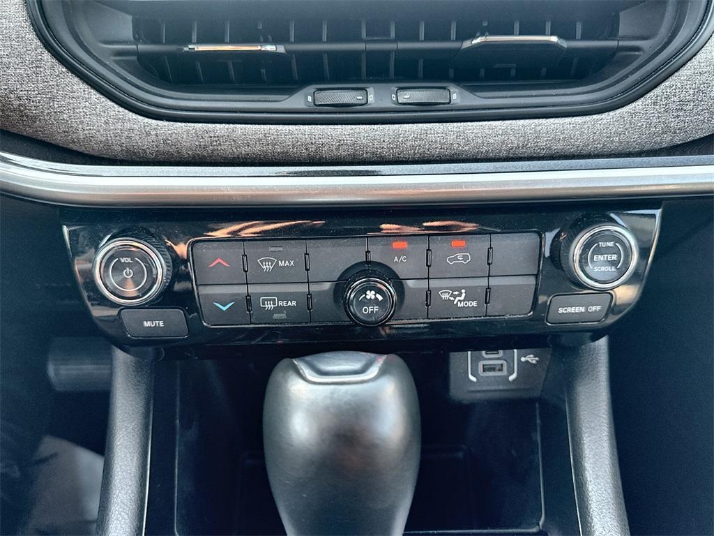 used 2022 Jeep Compass car, priced at $22,500