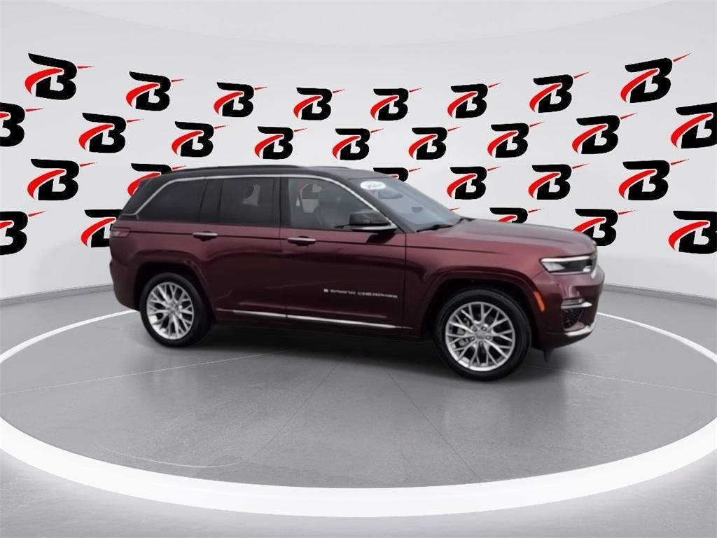 used 2024 Jeep Grand Cherokee car, priced at $46,390