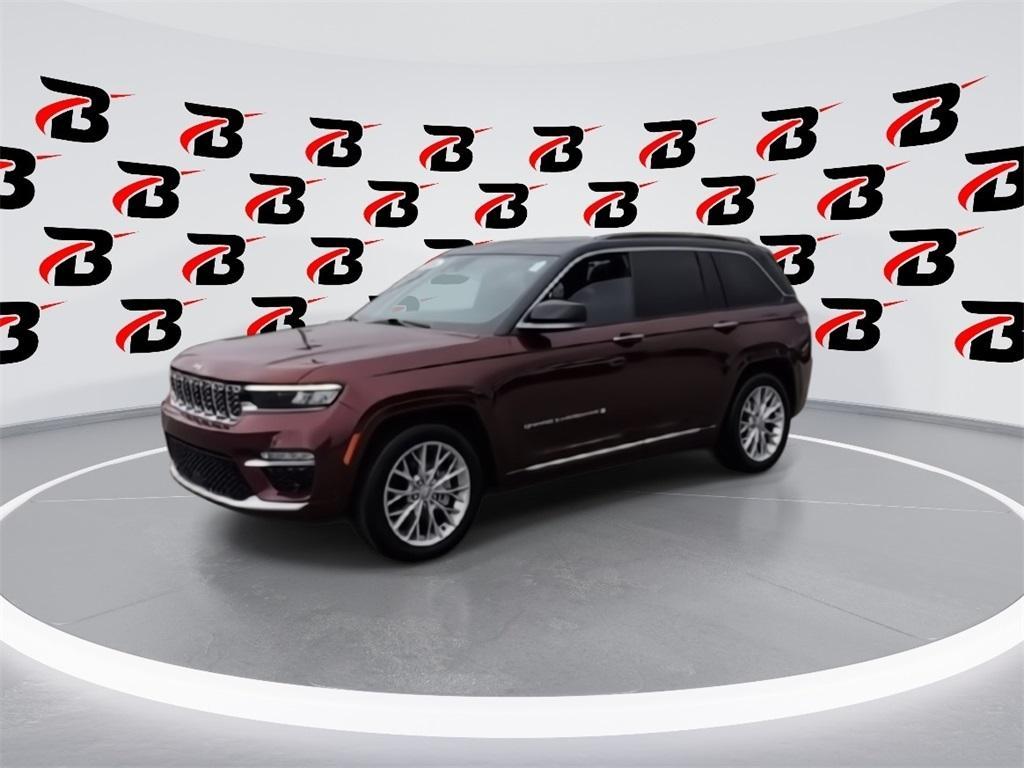 used 2024 Jeep Grand Cherokee car, priced at $46,390