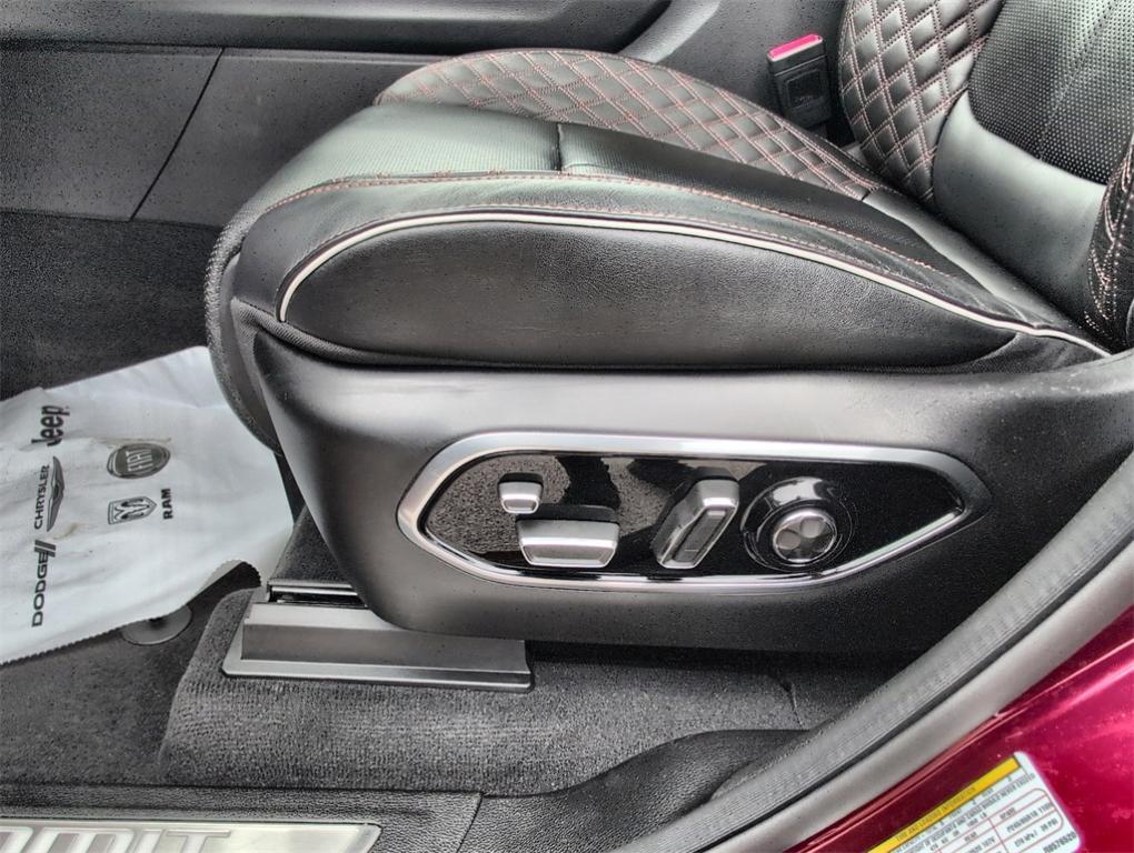 used 2024 Jeep Grand Cherokee car, priced at $46,390