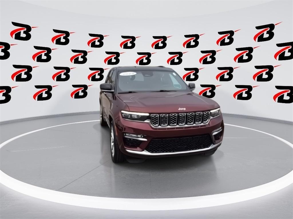 used 2024 Jeep Grand Cherokee car, priced at $46,390